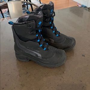 Boys Columbia black water-proof winter boots.